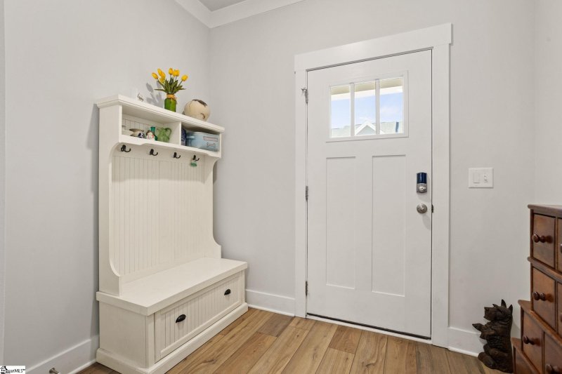 Property image 4 at 17 Starlake Road, Simpsonville, SC 29681