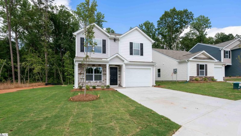 Property image 2 at 114 Licklog Court, Seneca, SC 29678