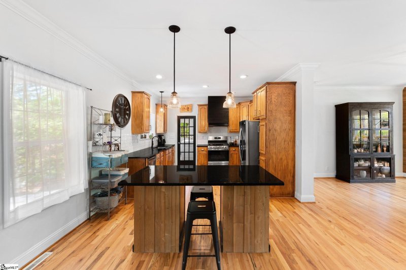 Property image 5 at 320 Nicklaus Road, Westminster, SC 29693-6431