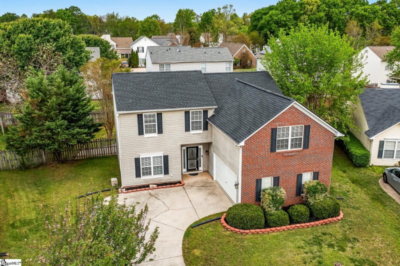 Property image 3 at 9 Druid Hill Court, Simpsonville, SC 29681