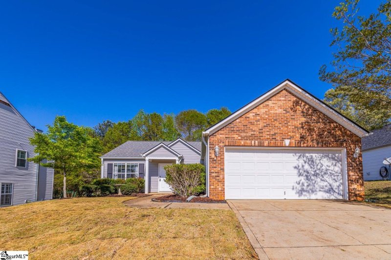 Property image 2 at 350 Hamilton Parkway, Easley, SC 29642-3040