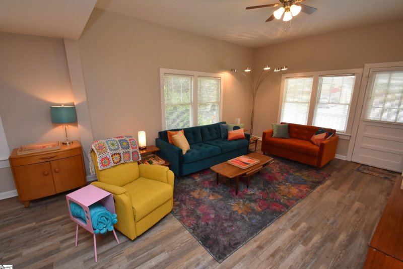 Property image 5 at 19 11th Street, Greer, SC 29651