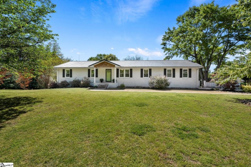 Property image 3 at 6 River Drive Extension, Williamston, SC 29697