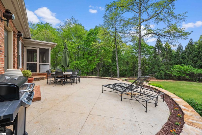 Property image 4 at 500 Huntington Road, Greenville, SC 29615