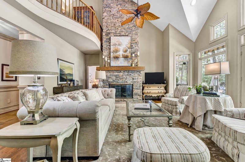 Property image 2 at 3 High Rock Ridge Drive, Landrum, SC 29356