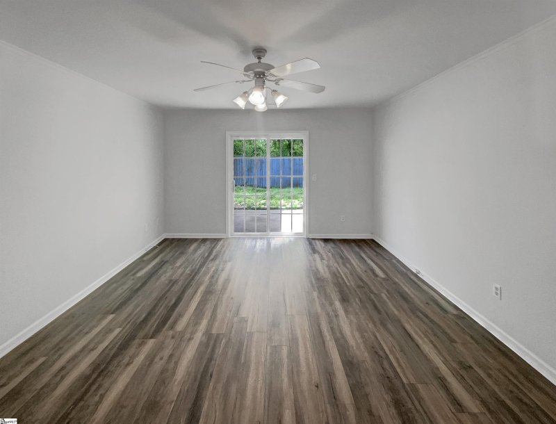 Property image 3 at 71 Birdsong Lane, Taylors, SC 29687