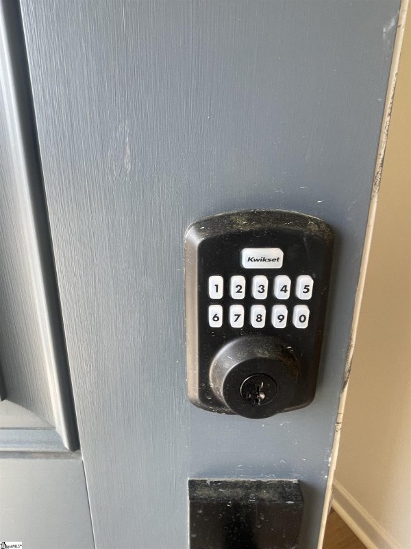 Property image 3 at 8 Halsey Street, Central, SC 29630