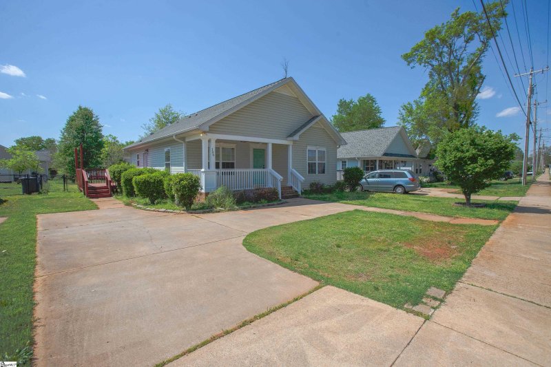 Property image 2 at 109 Old Paris Mountain Road, Greenville, SC 29609