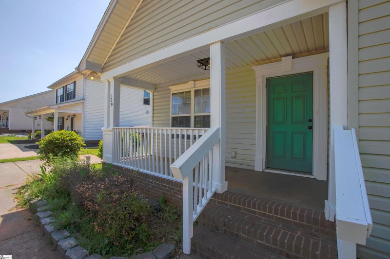 Property image 3 at 109 Old Paris Mountain Road, Greenville, SC 29609