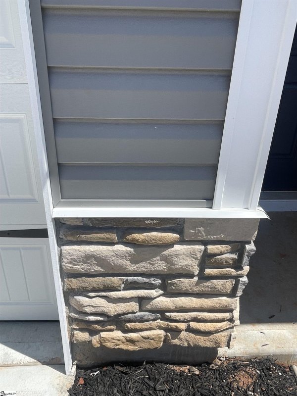 Property image 2 at 6 Sweetgrass Street, Central, SC 29630