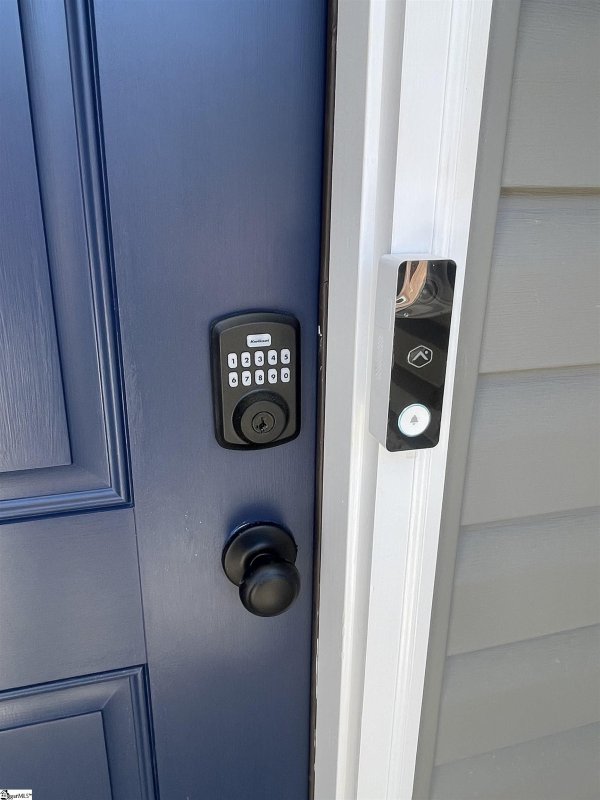 Property image 3 at 6 Sweetgrass Street, Central, SC 29630