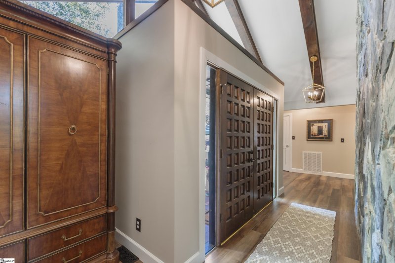 Property image 5 at 302 Sassafras Drive, Taylors, SC 29687