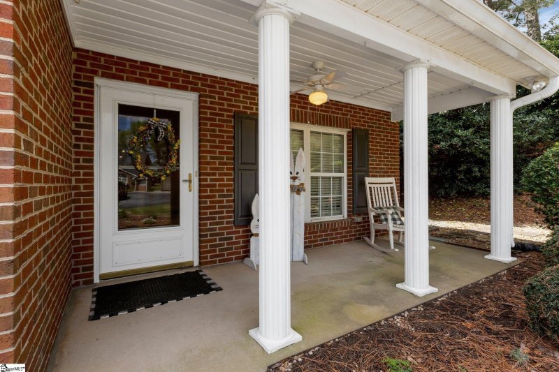 Property image 3 at 115 Dove Haven Drive, Simpsonville, SC 29681