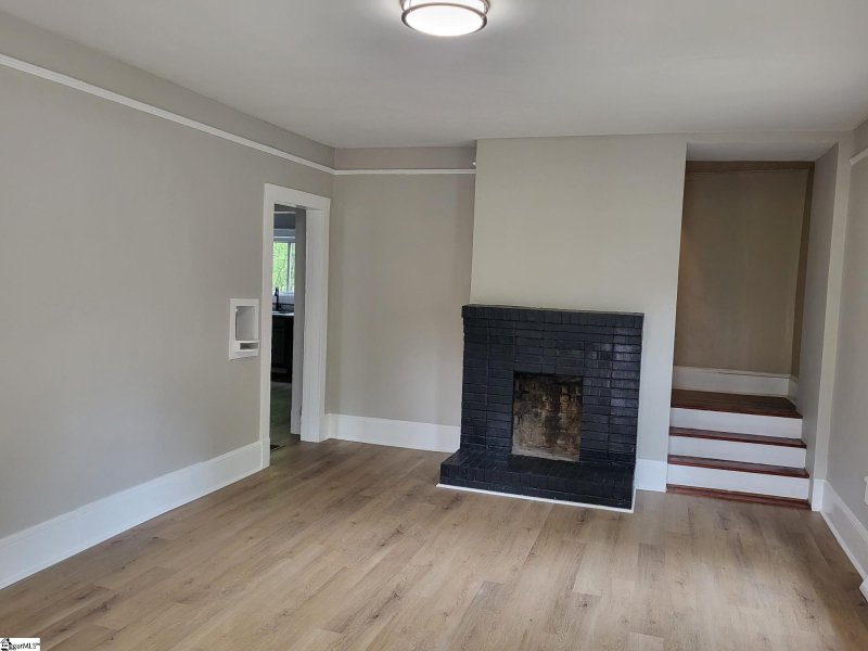 Property image 3 at 512 Spring Street, Greenville, SC 29611