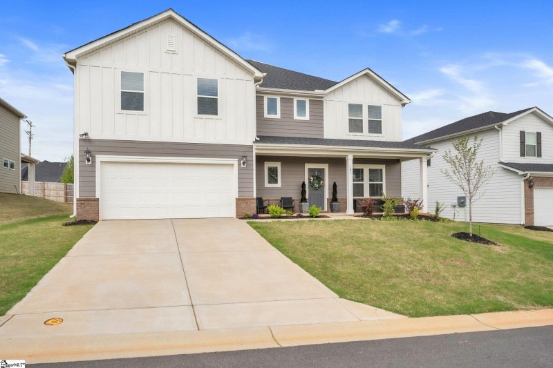 Property image 2 at 101 Roderick Lane, Greenville, SC 29605