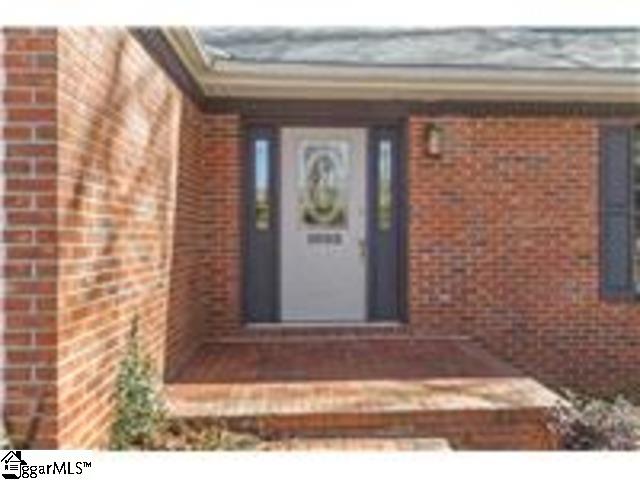 Property image 2 of 1003 Summer Place in Sherwood Forest, Anderson, SC 29621