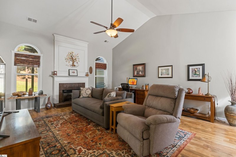 Property image 5 at 123 Northcliff Way, Greenville, SC 29617