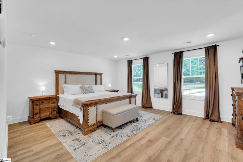 Property image 5 at 102 Moorish Circle, Simpsonville, SC 29681