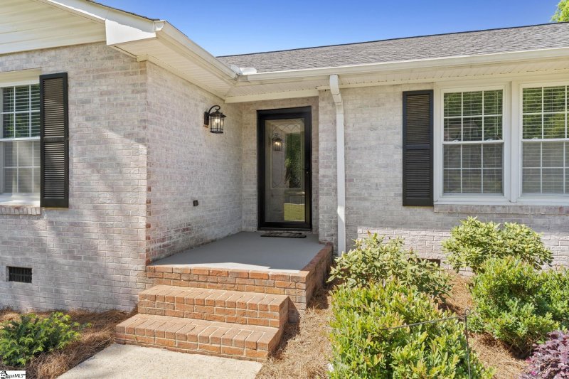 Property image 2 at 250 Hollis Drive, Spartanburg, SC 29307