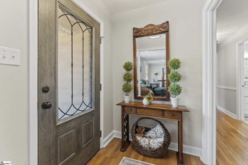 Property image 3 at 250 Hollis Drive, Spartanburg, SC 29307