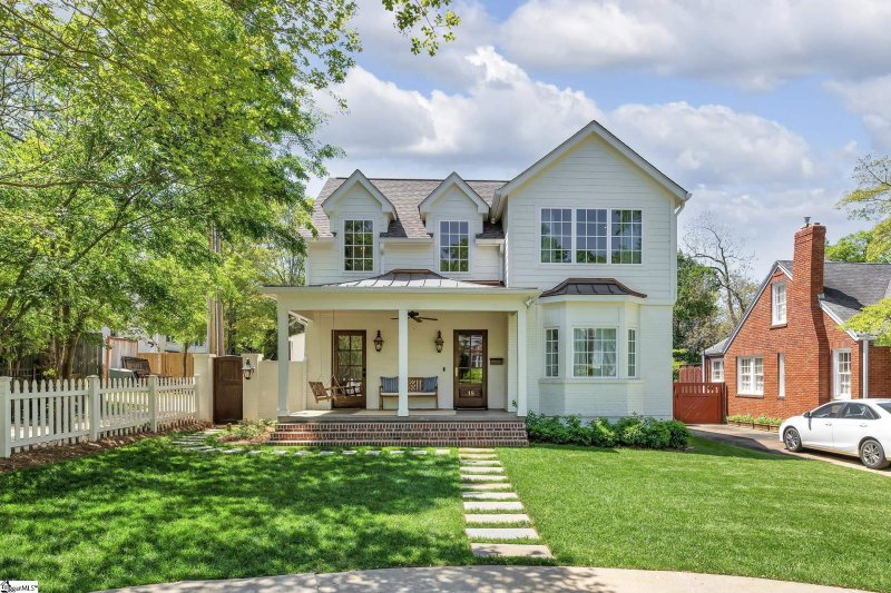 Property image 2 at 18 Ottaway Drive, Greenville, SC 29605