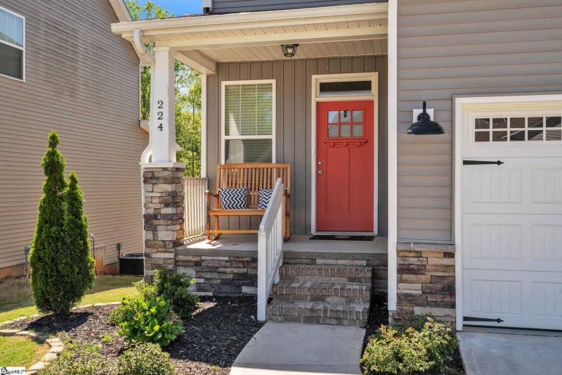 Property image 3 at 224 Everard Lane, Greer, SC 29650