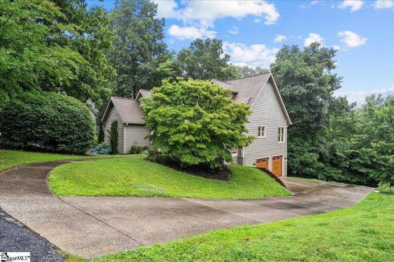 Property image 3 of 125 Raptor Way in The Cliffs at Glassy, Landrum, SC 29356