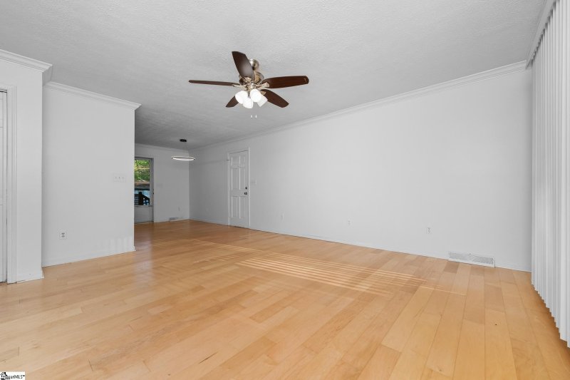 Property image 4 at 506 Willow Branch Drive, Simpsonville, SC 29680