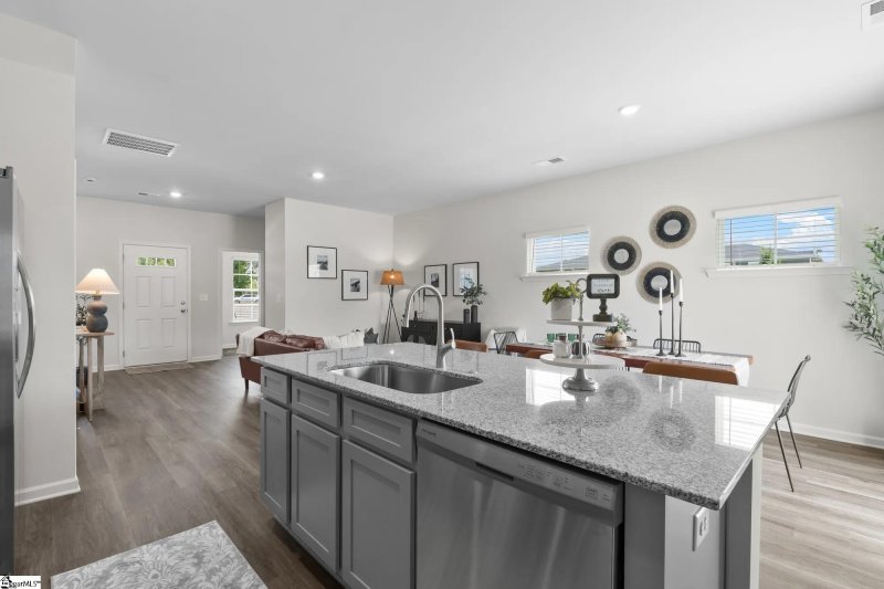 Property image 3 at 105 Pendleton Place Way, Pendleton, SC 29670