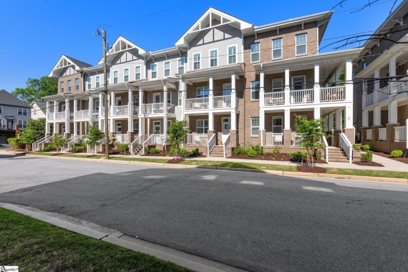 Property image 2 at 23 Whitner Street, Greenville, SC 29601