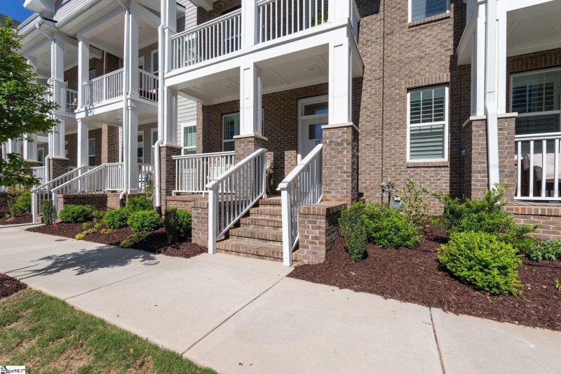 Property image 4 at 23 Whitner Street, Greenville, SC 29601