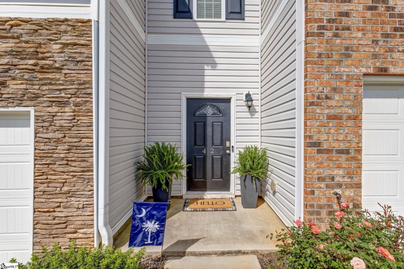 Property image 5 at 42 Moorlyn Lane, Greer, SC 29650