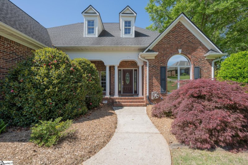 Property image 3 at 8 Bingham Way, Simpsonville, SC 29680