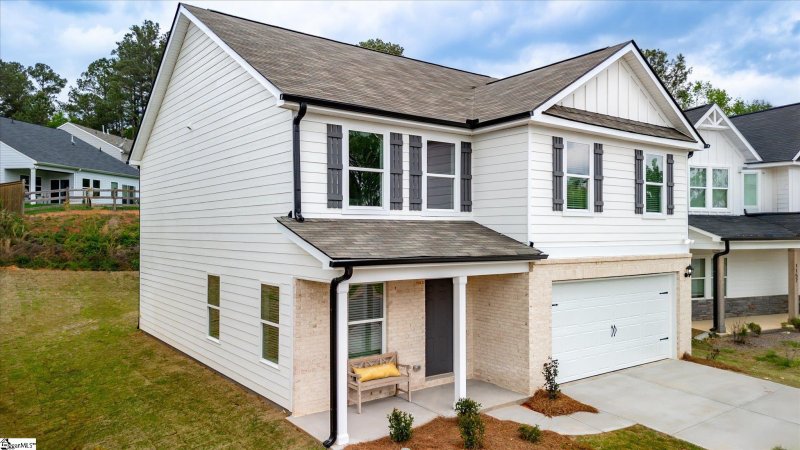 Property image 2 at 1109 Denington Drive, Spartanburg, SC 29307