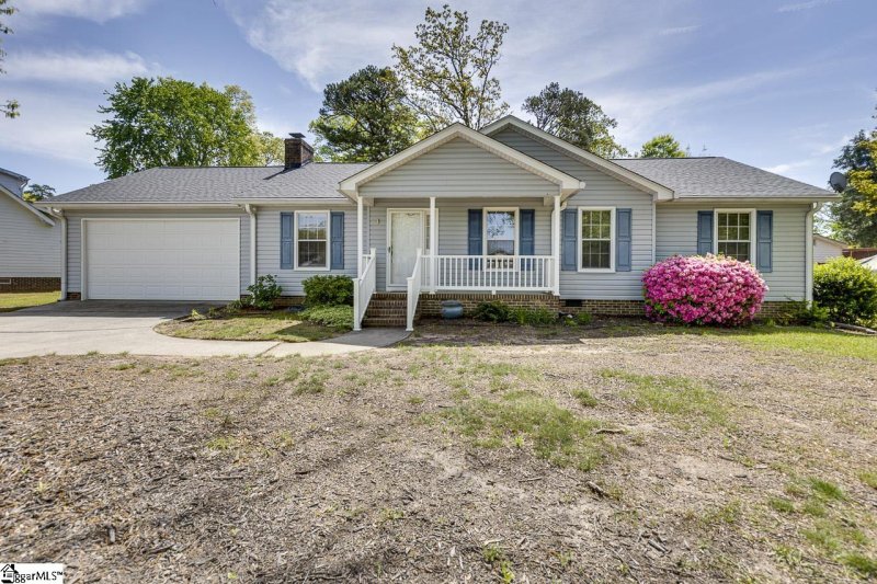 Property image 2 at 103 Woodview Drive, Taylors, SC 29687