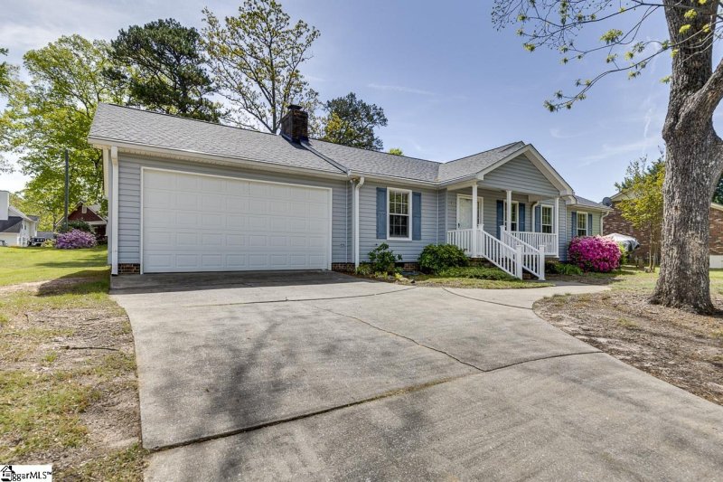Property image 4 at 103 Woodview Drive, Taylors, SC 29687