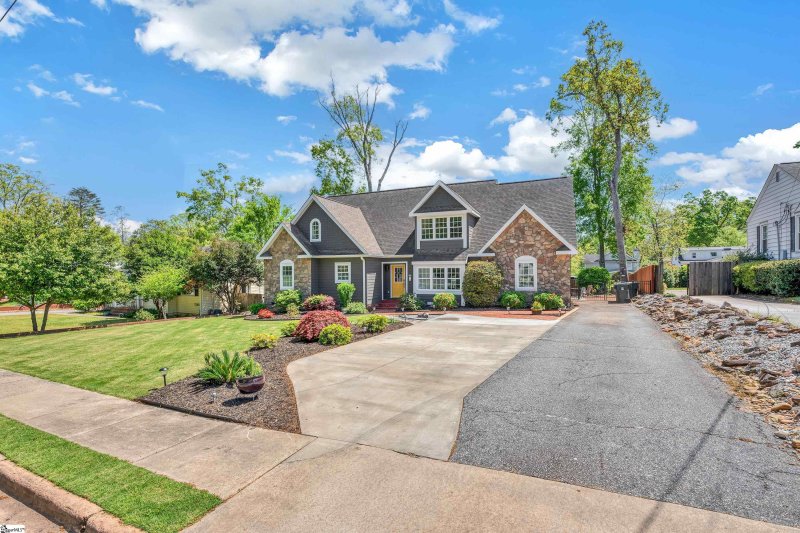 Property image 2 at 44 Club Drive, Greenville, SC 29605