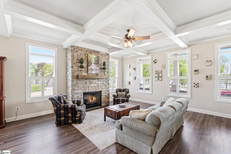 Property image 5 at 25 Waterside Lane, Taylors, SC 29687