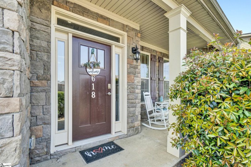 Property image 5 at 618 Waymeet Drive, Greer, SC 29651