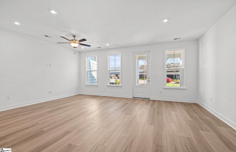 Property image 5 at 127 Gadwall Way, Greenville, SC 29607