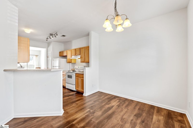 Property image 3 at 205 Spring Crossing Circle, Greer, SC 29650