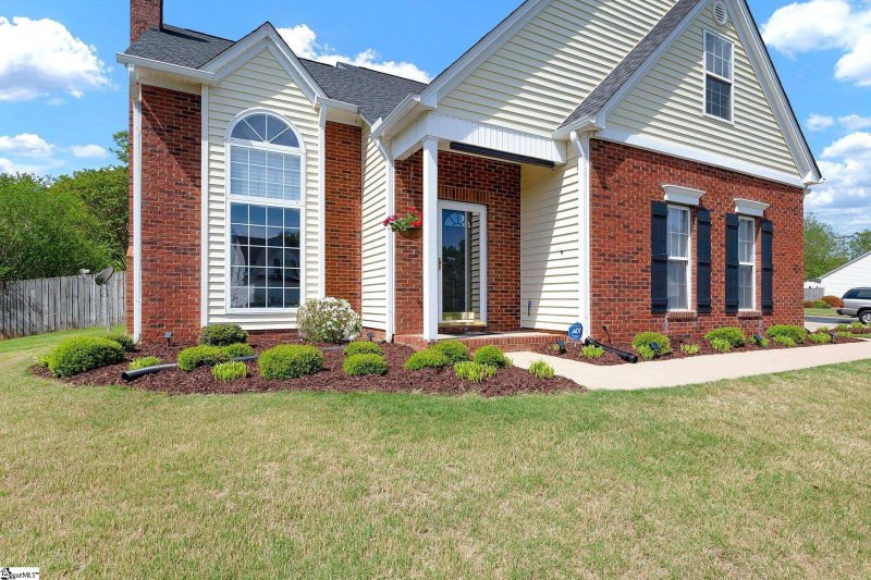 Property image 5 at 2 Cotter Lane, Greer, SC 29650