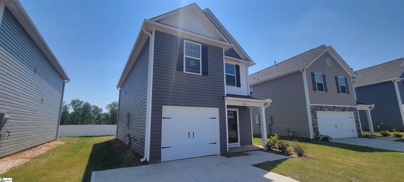 Property image 3 at 6075 Willutuck Drive, Boiling Springs, SC 29316