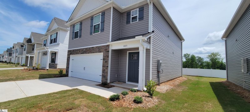 Property image 2 at 6071 Willutuck Drive, Boiling Springs, SC 29316