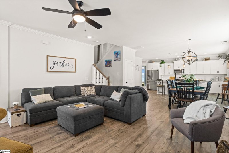 Property image 3 of 205 Novelty Drive in ONeal Village, Greer, SC 29651-1998