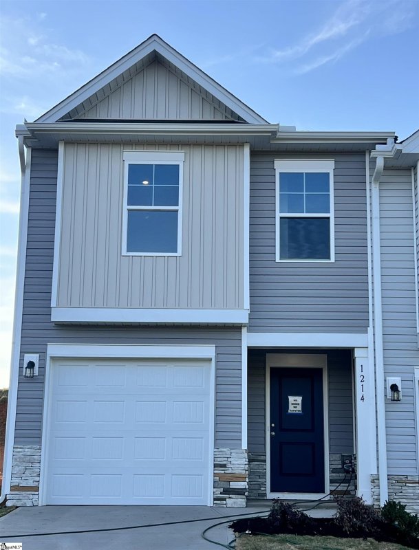 1214 Forestbrook Lane