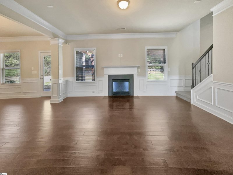 Property image 3 at 596 Cromwell Drive, Spartanburg, SC 29301