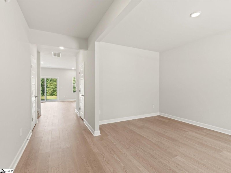 Property image 3 of 221 Merriweather Way in Holland Park, Spartanburg, SC 29302