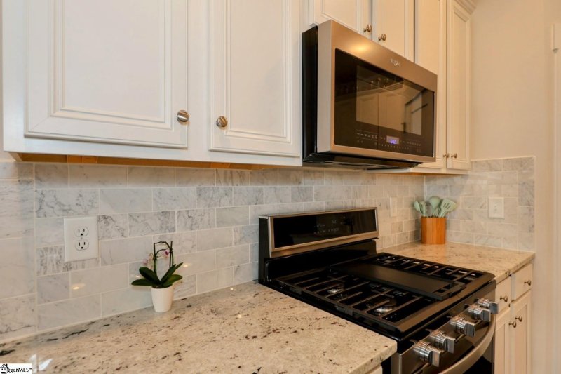 Property image 4 at 125 Jones Peak Drive, Simpsonville, SC 29681