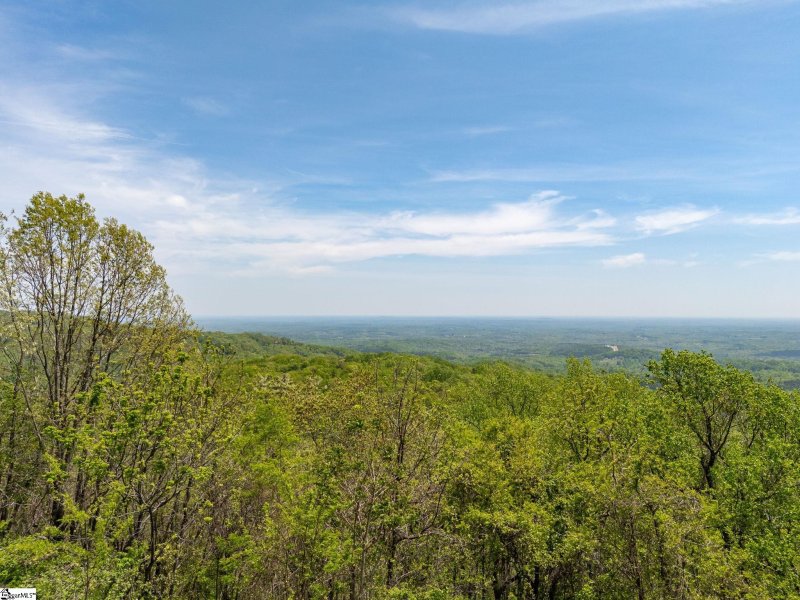 Property image 2 of 809 Plumley Summit Drive in The Cliffs at Glassy, Landrum, SC 29356